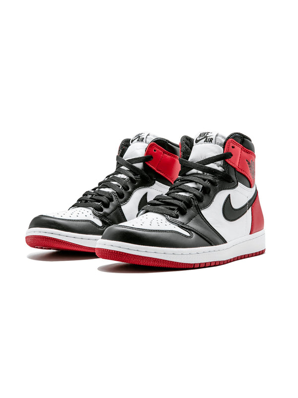 Air Jordan 1 High "Black Toe"